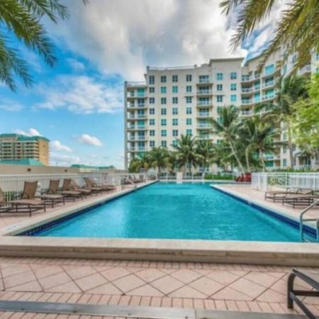 Apartment In Casa Costa Condo!Beach Pass Included Boynton Beach Bagian luar foto